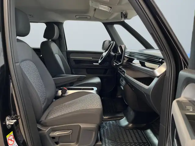 Volkswagen ID. Buzz view 10