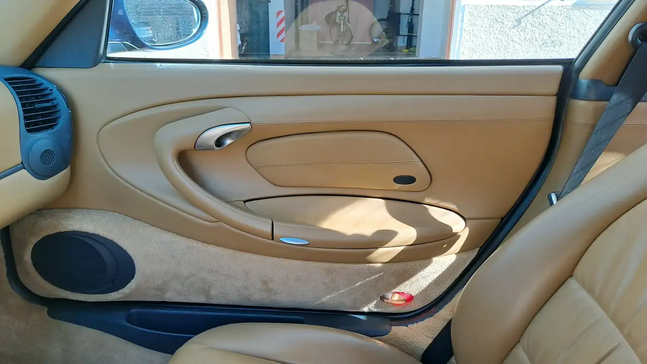 Porsche 911 Coupe 3.4 Carrera, foto 10