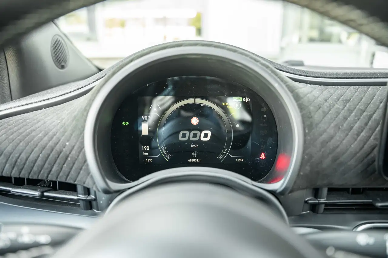 Abarth 500C 2023 — фото 15