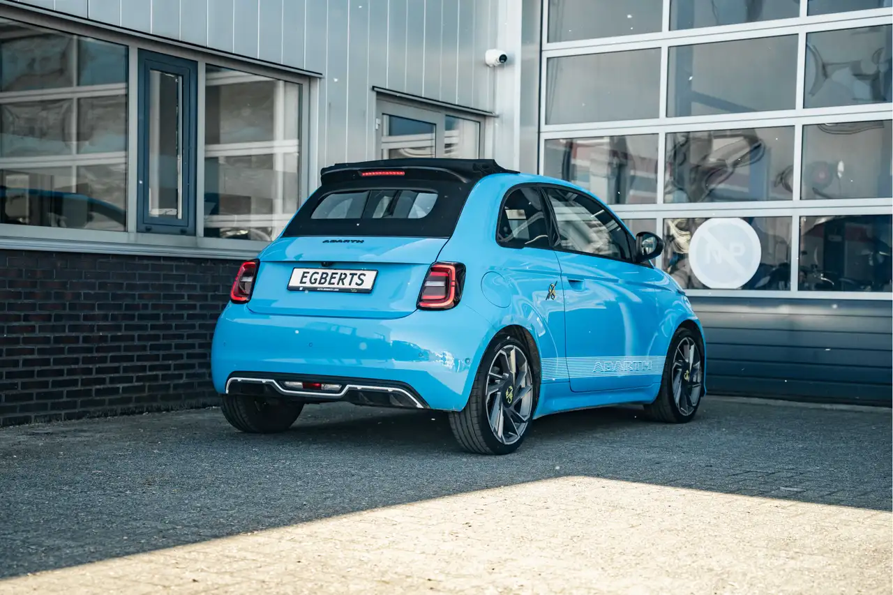 Abarth 500C 2023