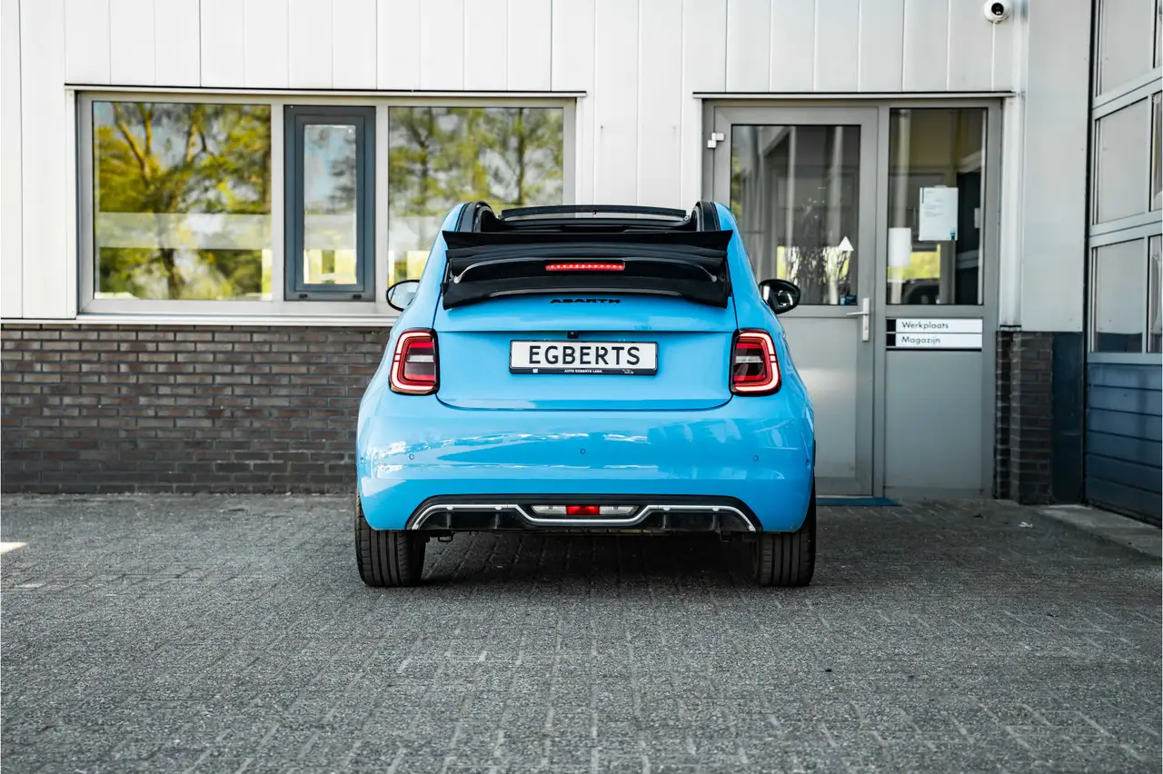 Abarth 500C 2023 — фото 7