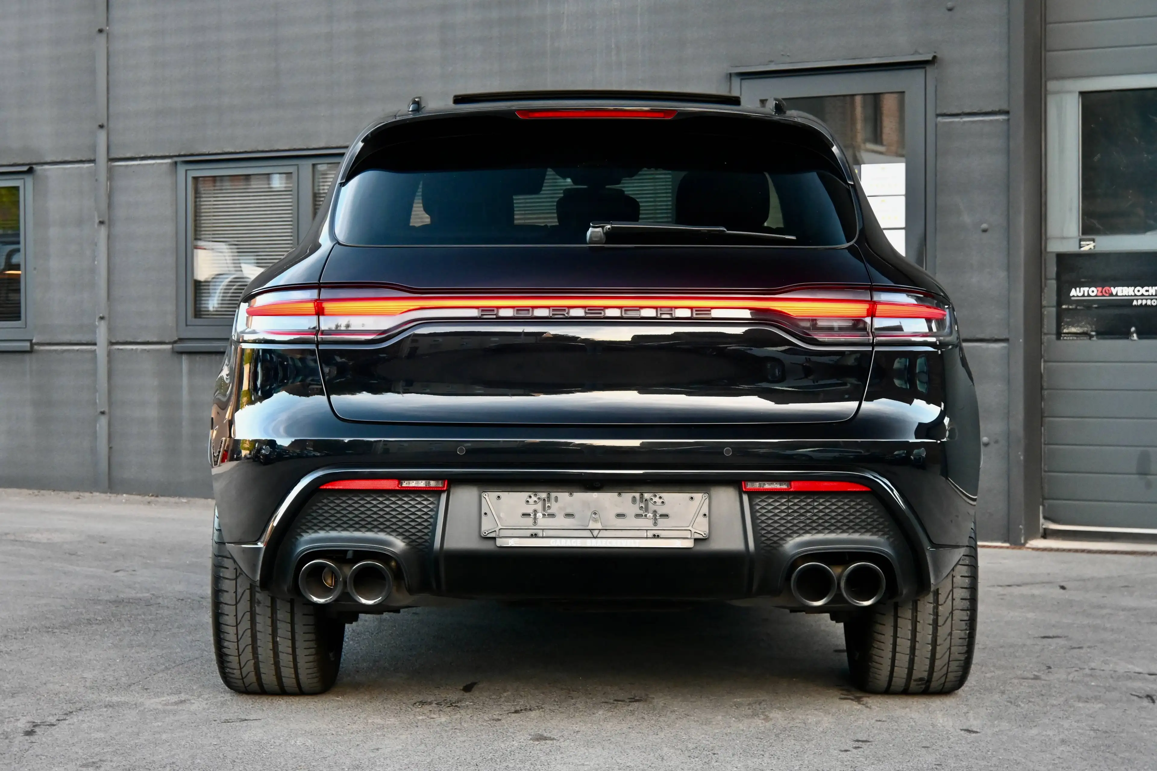 Porsche Macan 2.0i Facelift - Panodak - Chrono - LED - 20" - Leder - Camera — photo 7
