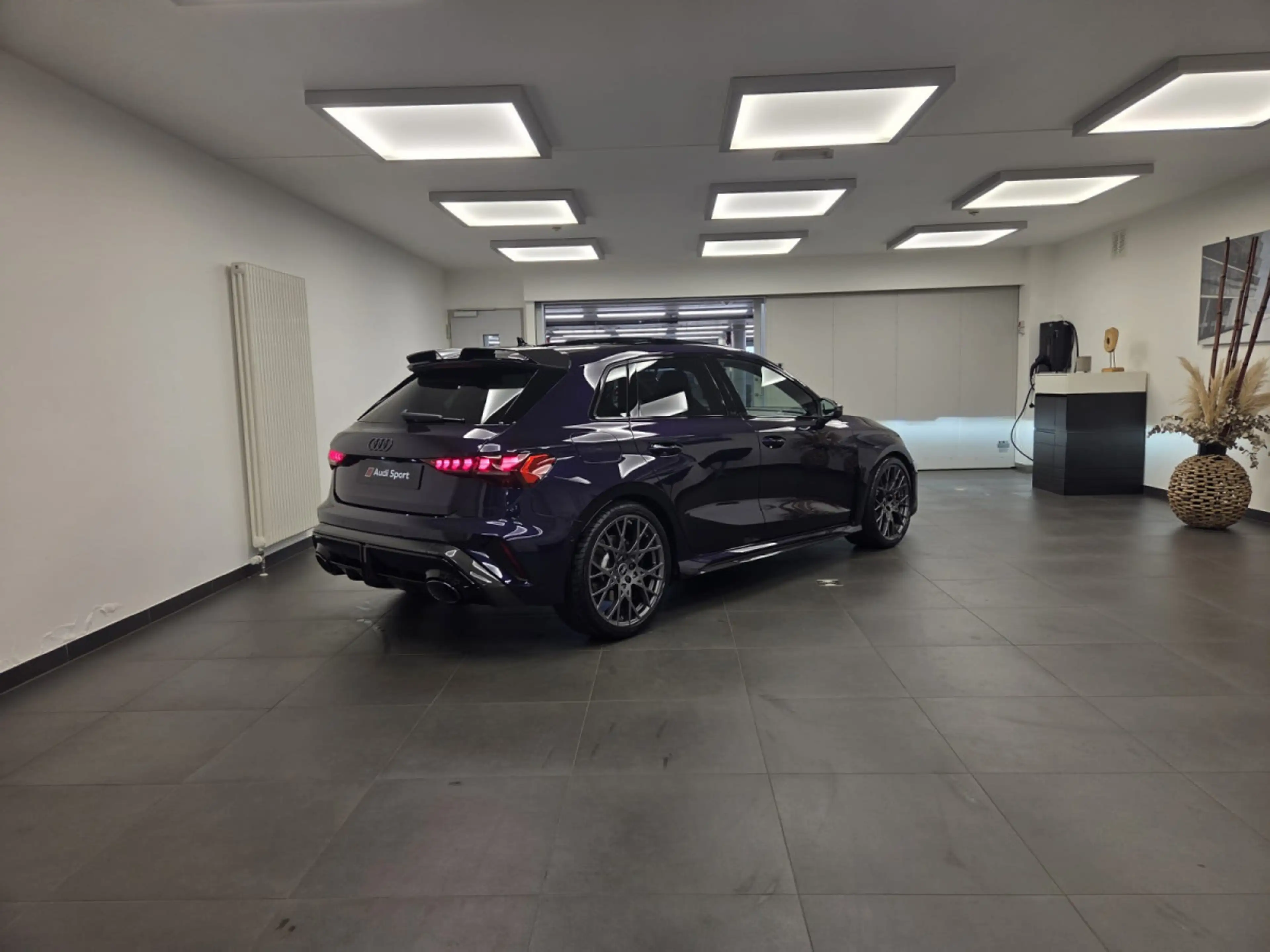 Audi RS3 Sportback 2.5 TFSI quattro 400 CH / 294 kW S troni — photo 8