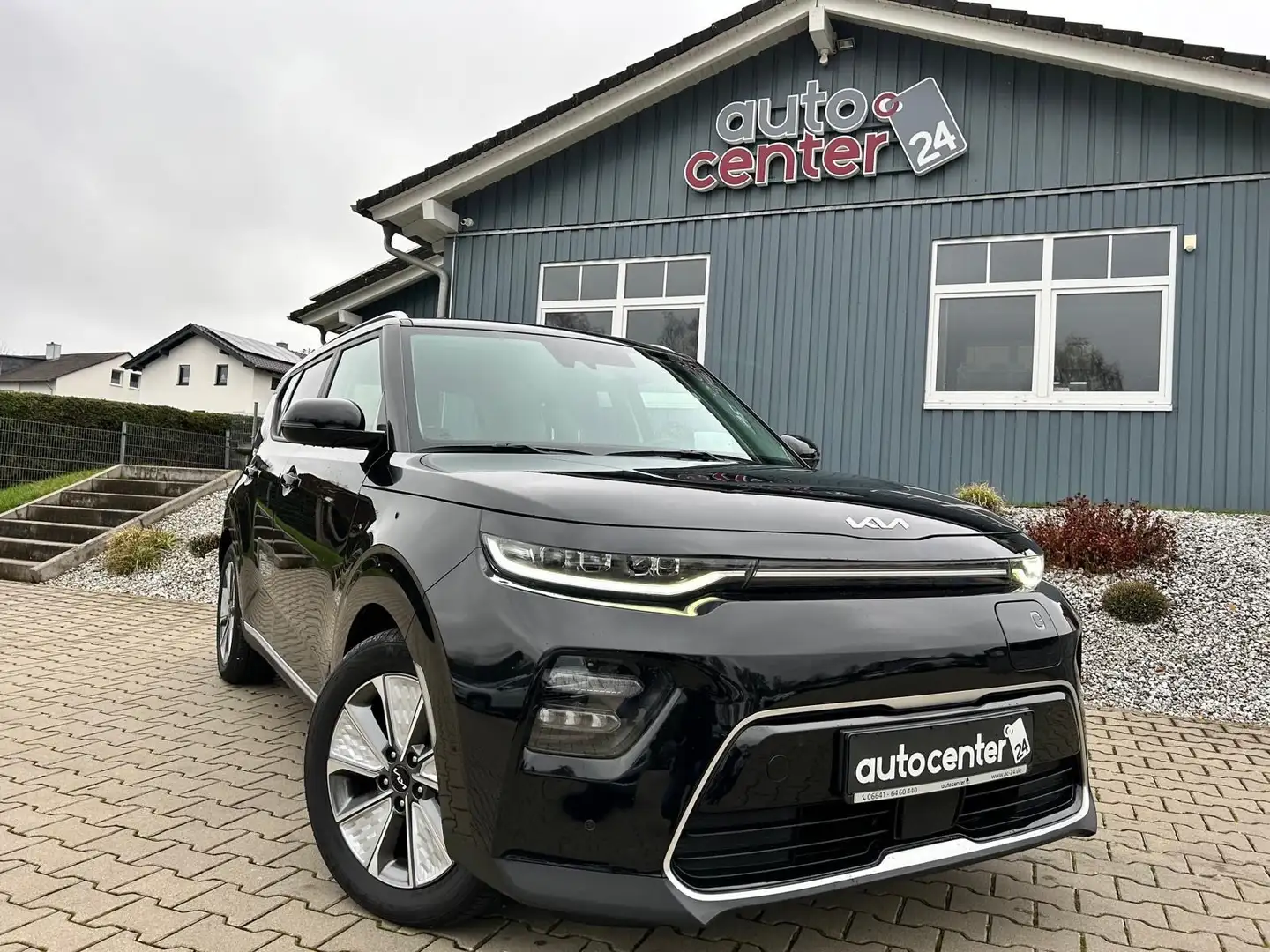 Kia Soul e-Soul Spirit°64kWh°CCS°Leder°Schiebedach°1.Hand Schwarz - 1