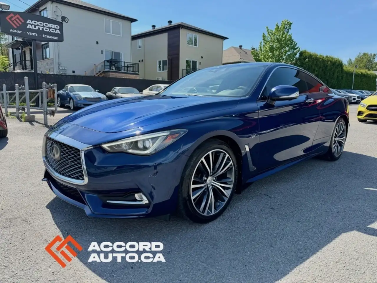 Infiniti Q60 снимка Infiniti Q60