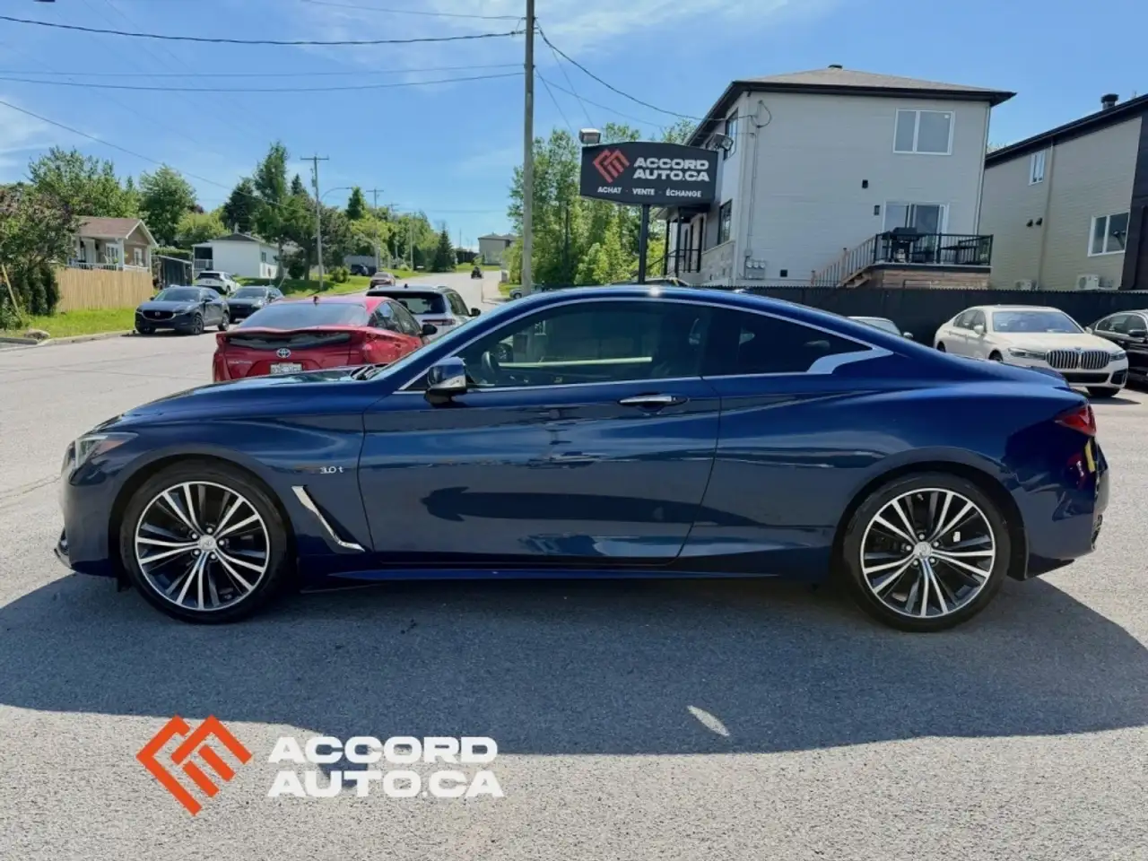 Infiniti Q60 снимка Infiniti Q60