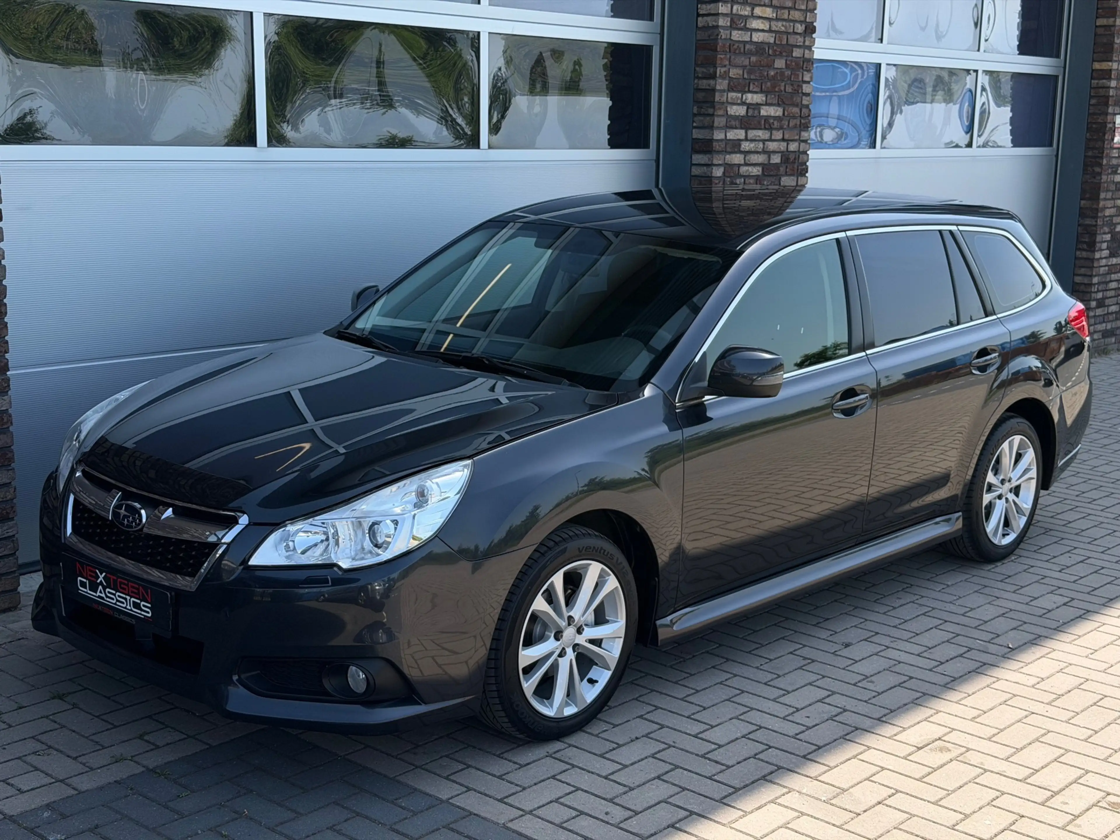 Subaru Legacy 2.5i Executive — photo 5
