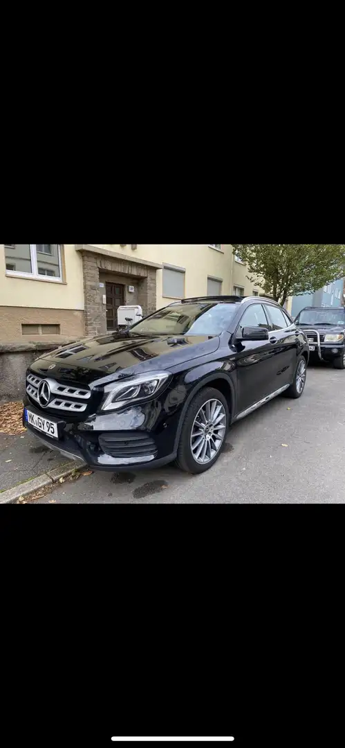 Mercedes-Benz GLA 180 GLA 180 Urban Style Edition (156.942) Schwarz - 2