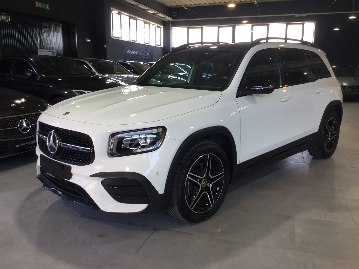 Mercedes-Benz GLB 200 GLB 200 d Premium 4matic auto Bianco - 1