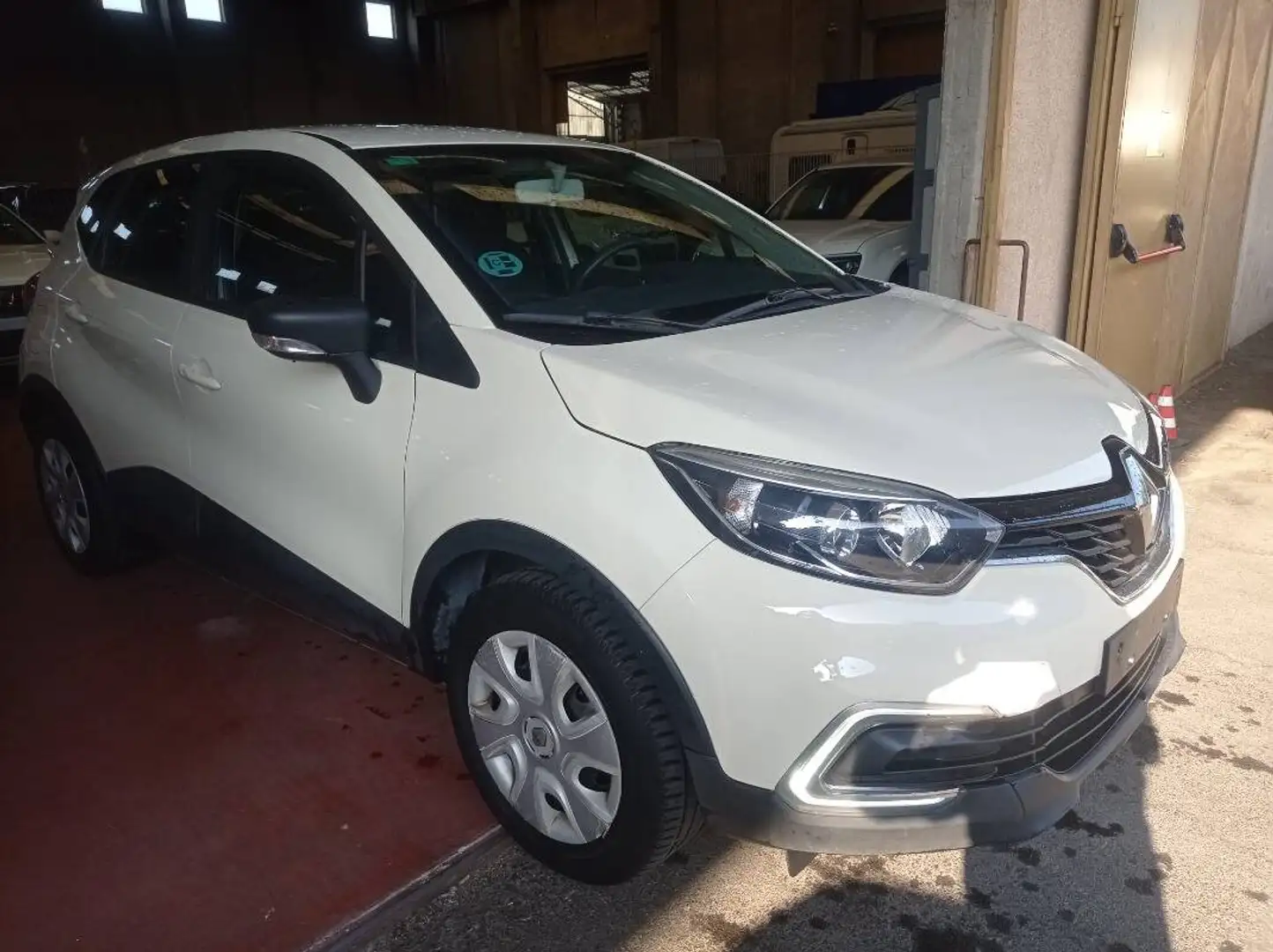 Renault Captur 1.5 dci Life 90cv my18 Beige - 2