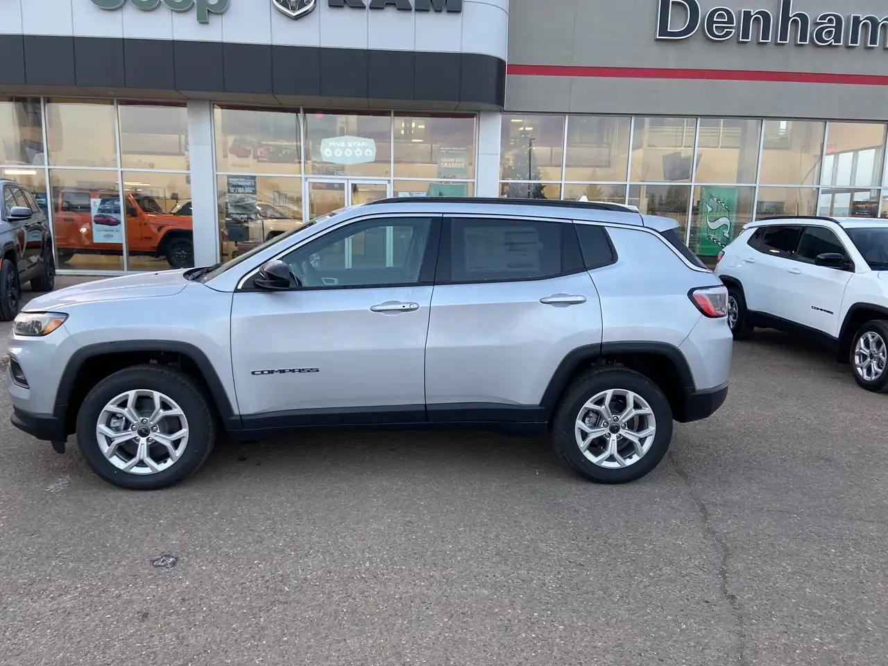 Jeep Compass снимка Jeep Compass