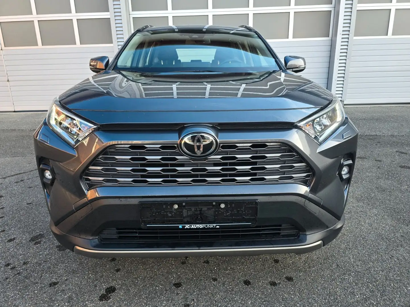 Toyota RAV 4 Luxury, ACC, LED, Virtual, 4x4, Garantie Grau - 2