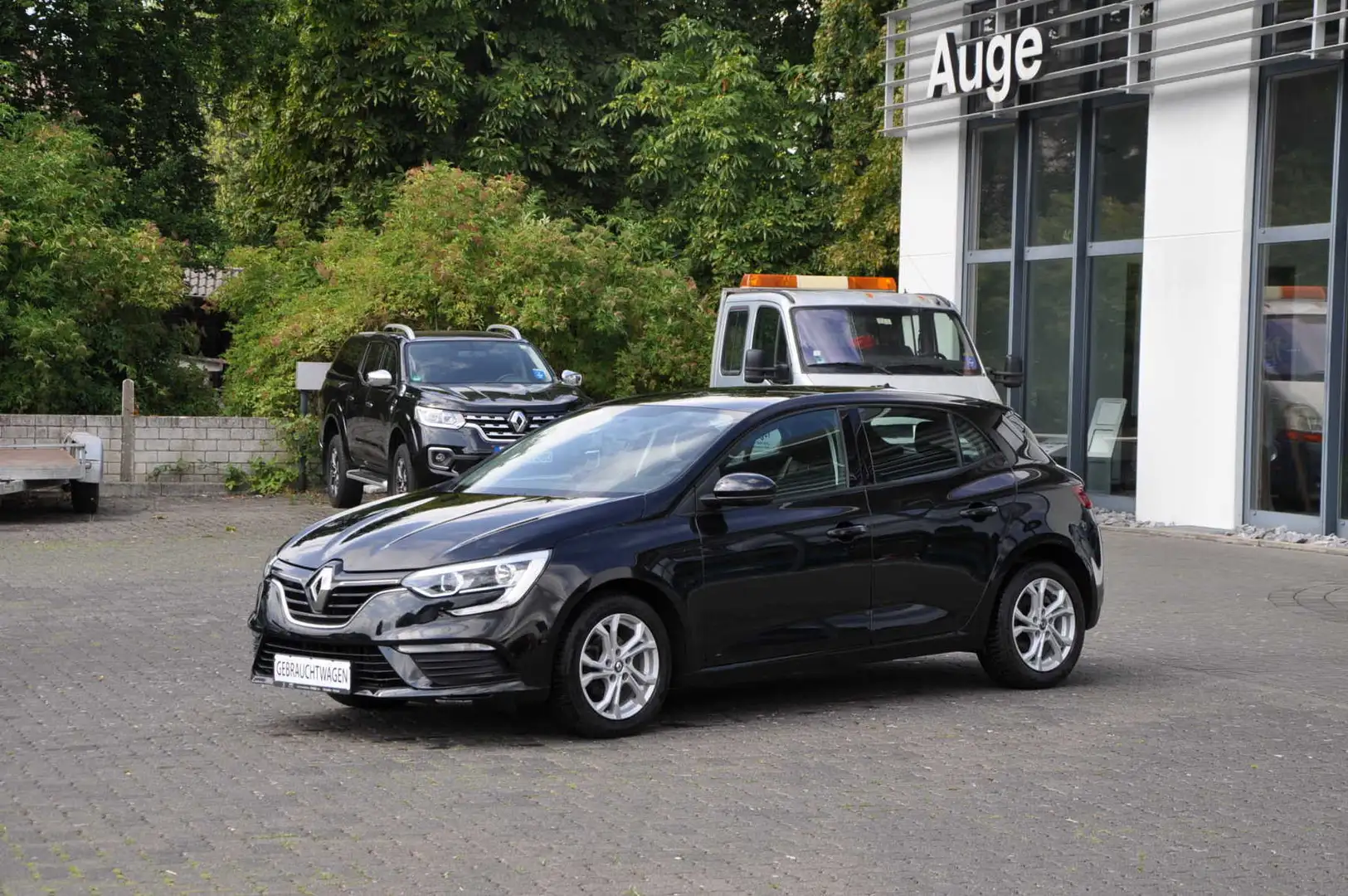 Renault Megane IV Life ENERGY TCe 100 Zwart - 1