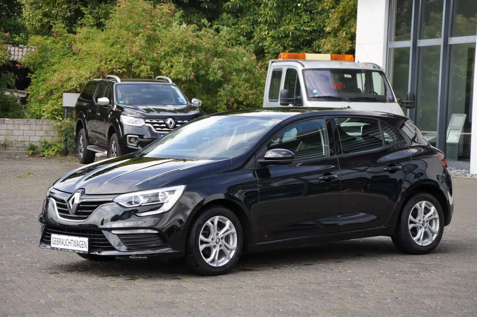 Renault Megane IV Life ENERGY TCe 100 Zwart - 2
