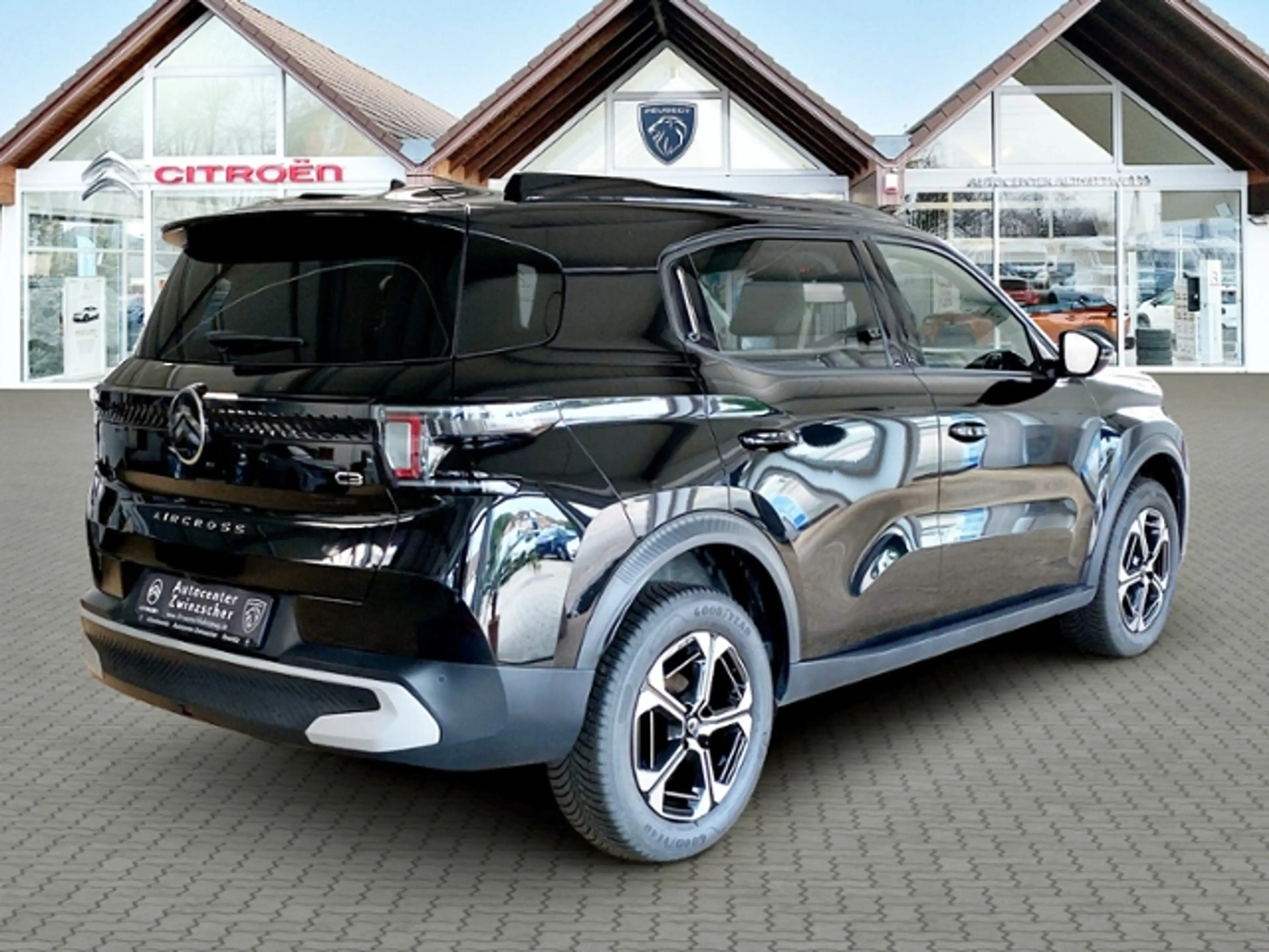 Citroen C3 Aircross Hybrid 145 MAX — photo 4