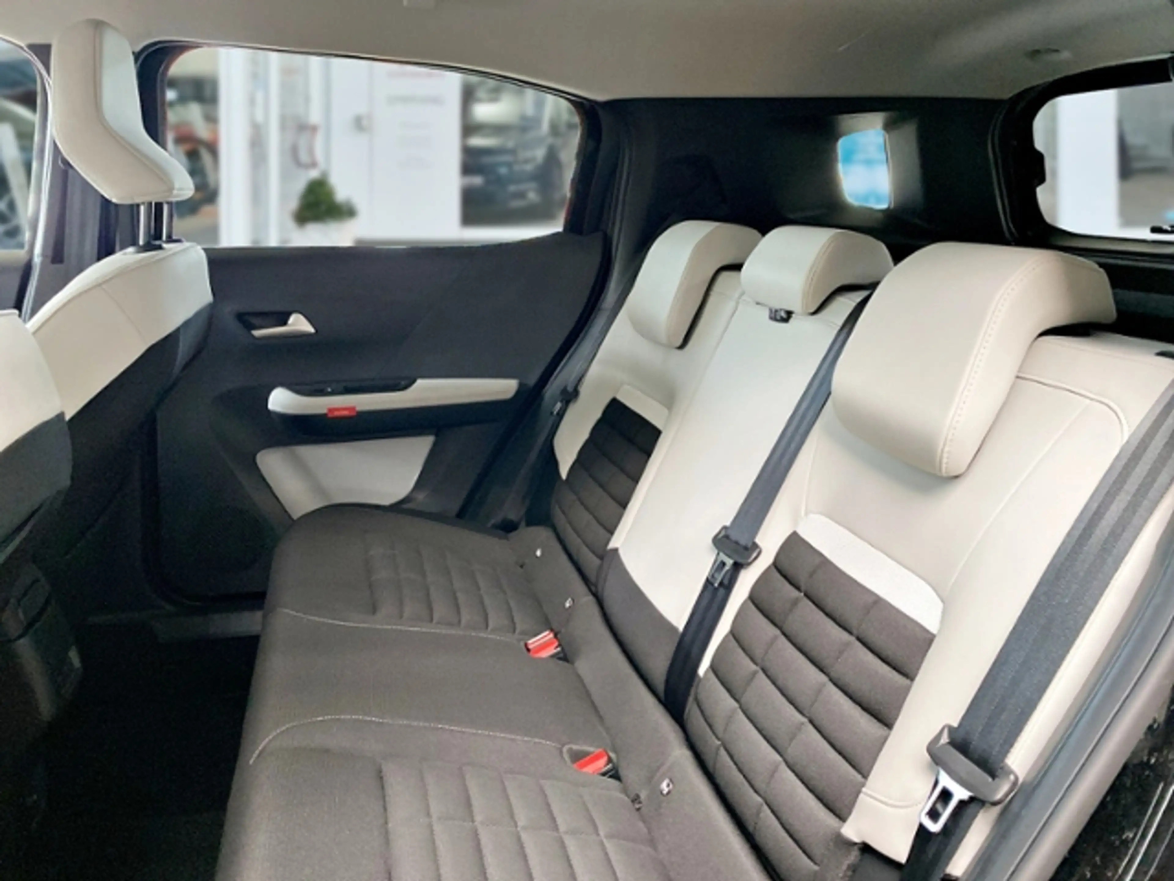 Citroen C3 Aircross Hybrid 145 MAX — photo 10