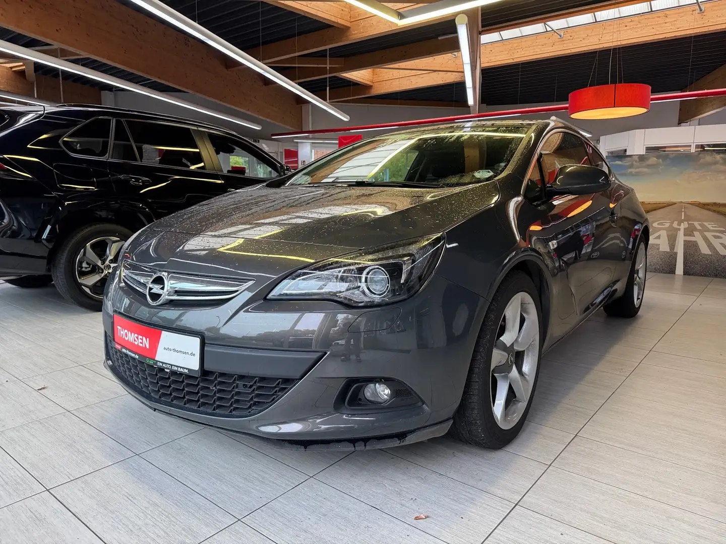 Opel Astra J GTC 1.4 Turbo ecoFlex Fernlichtass. PDC Gris - 2