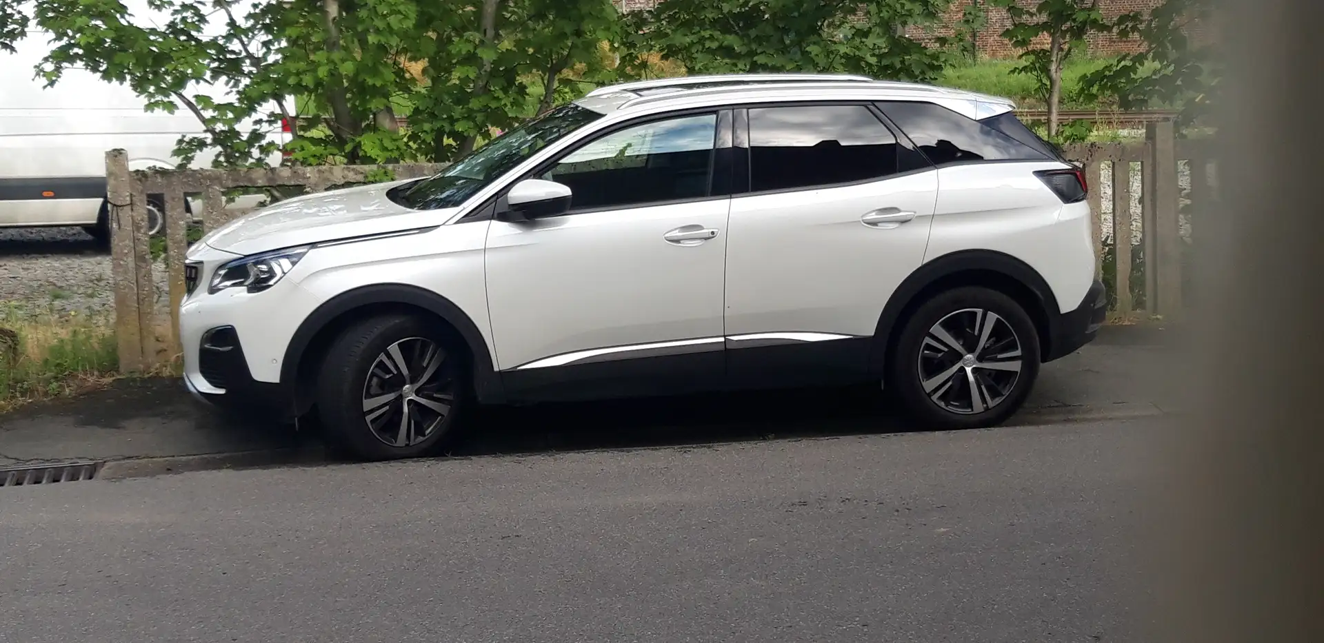 Peugeot 3008 3008 1.5 BlueHDi Access (EU6.2) - 1