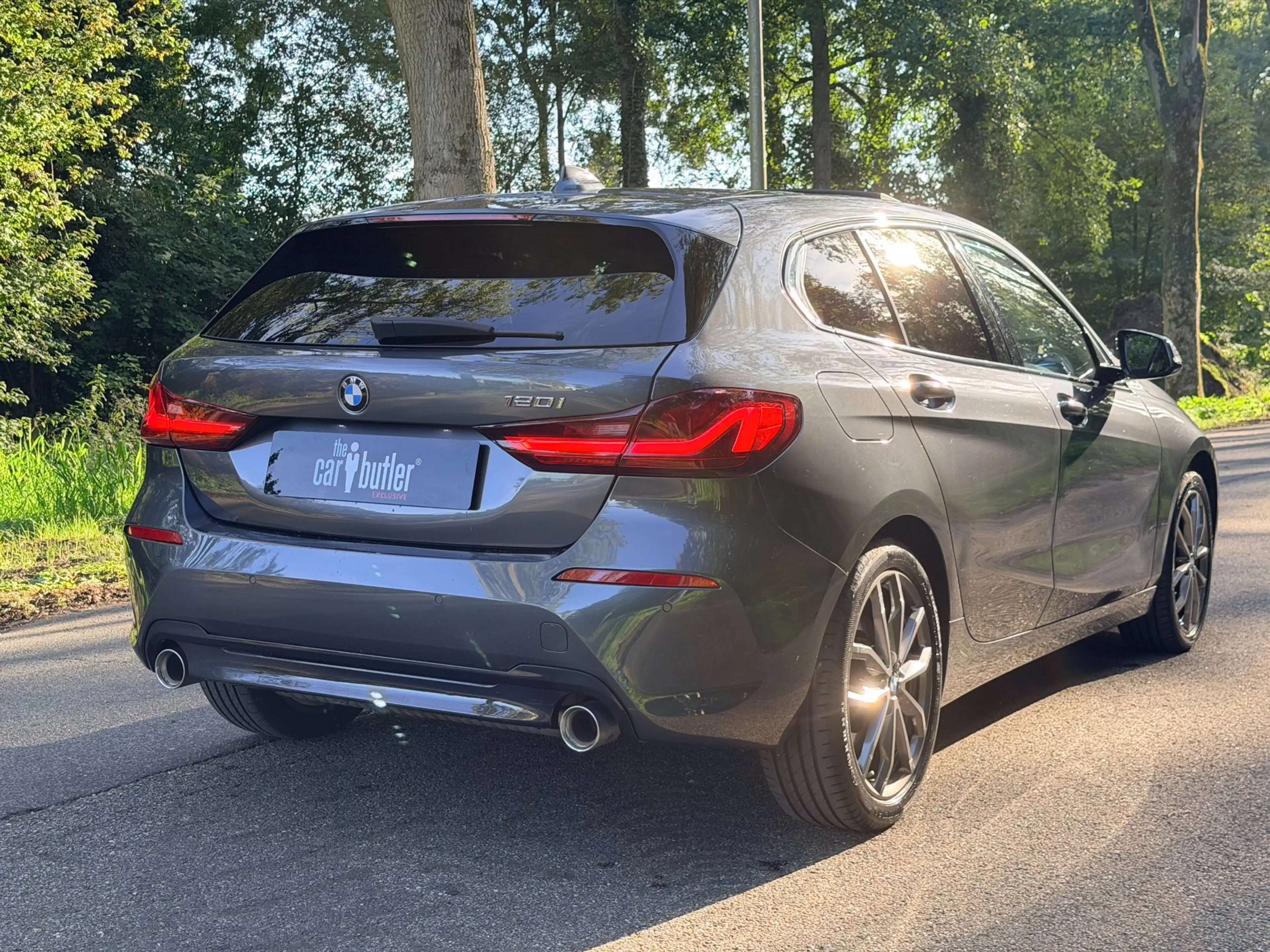 BMW 120 120i High Executive| Pano | Head-Up |Keyless|Trekh — photo 3