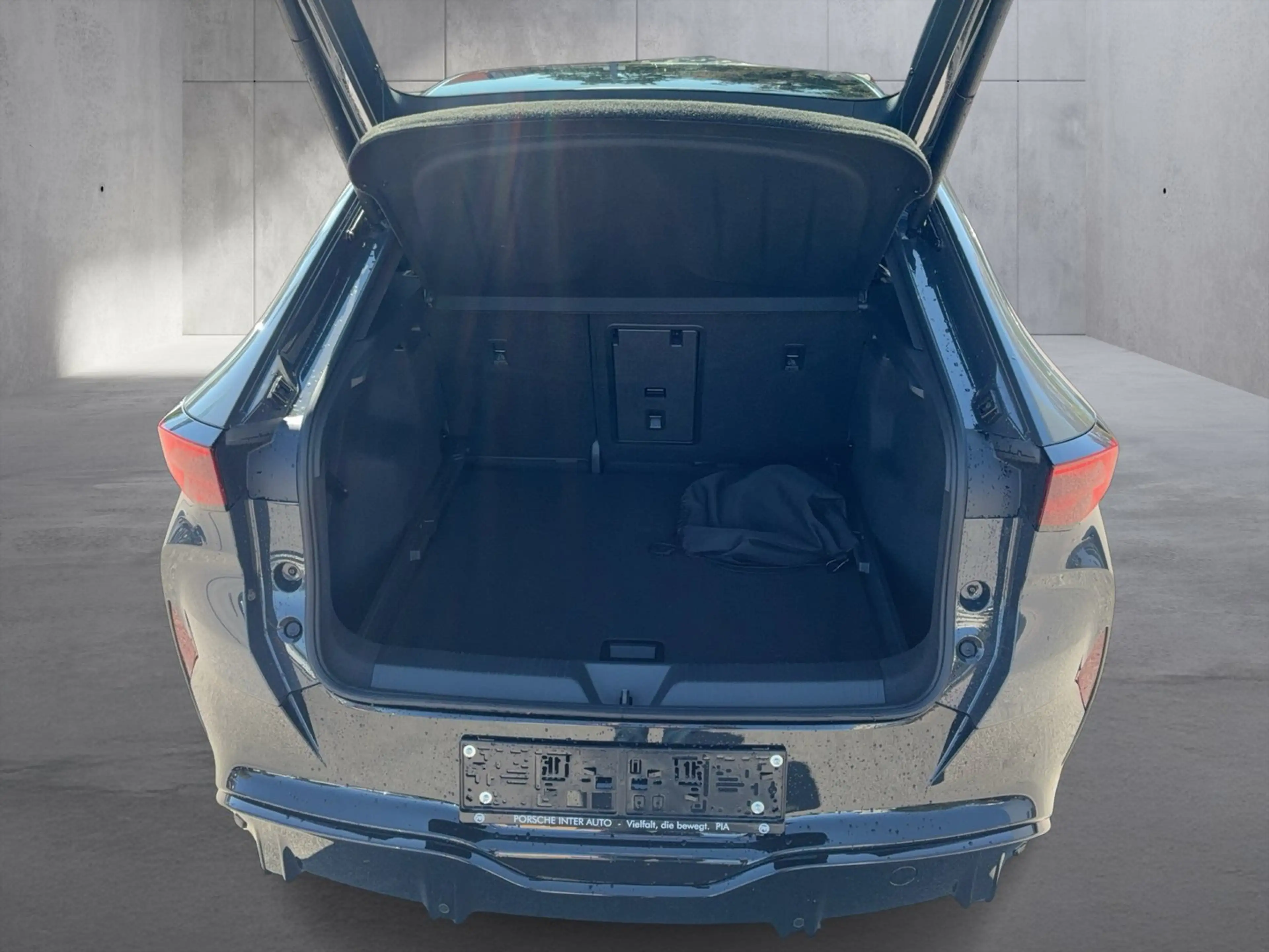 CUPRA Tavascan Extreme 210kW/286PS — photo 13