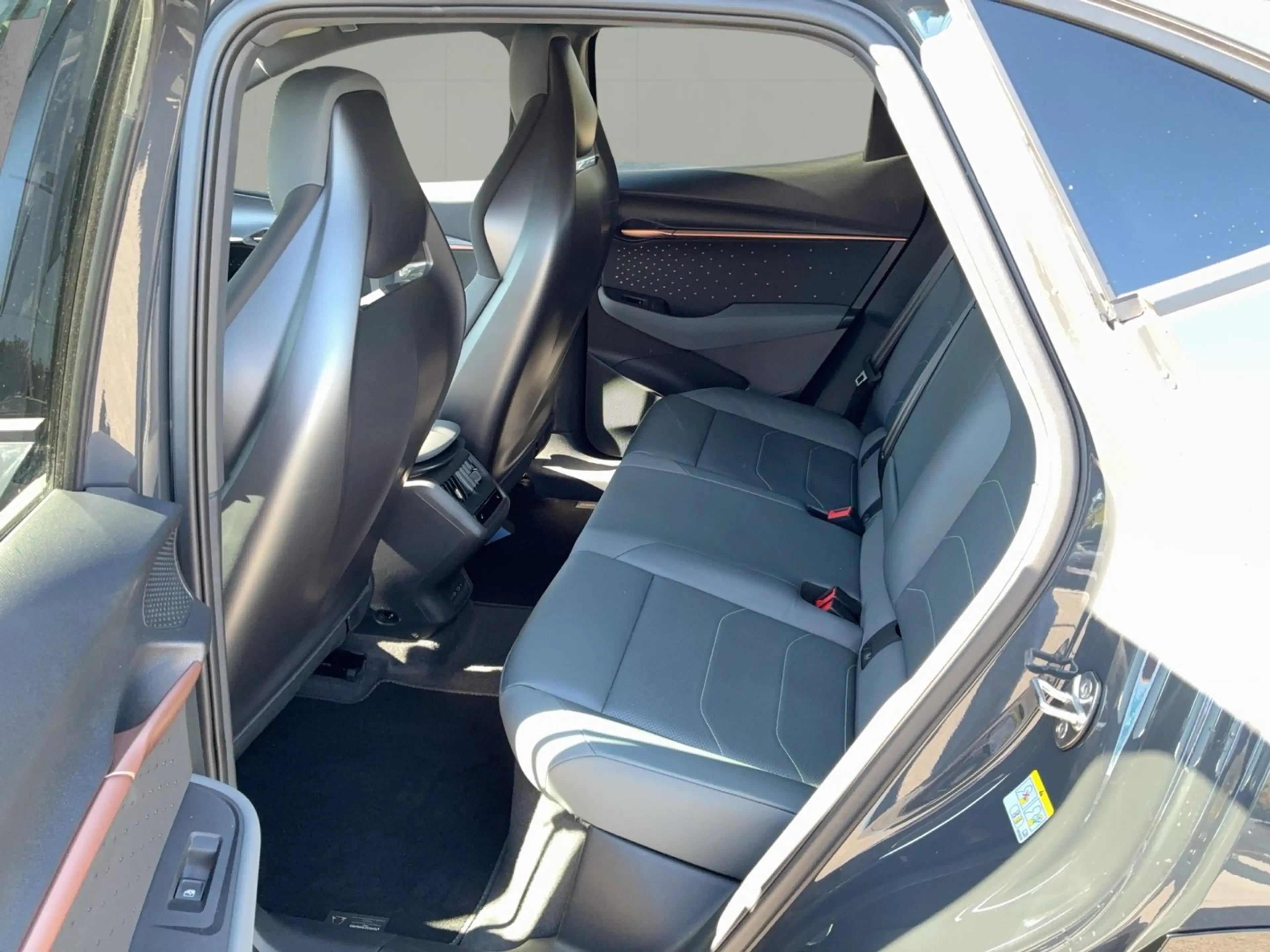 CUPRA Tavascan Extreme 210kW/286PS — photo 12