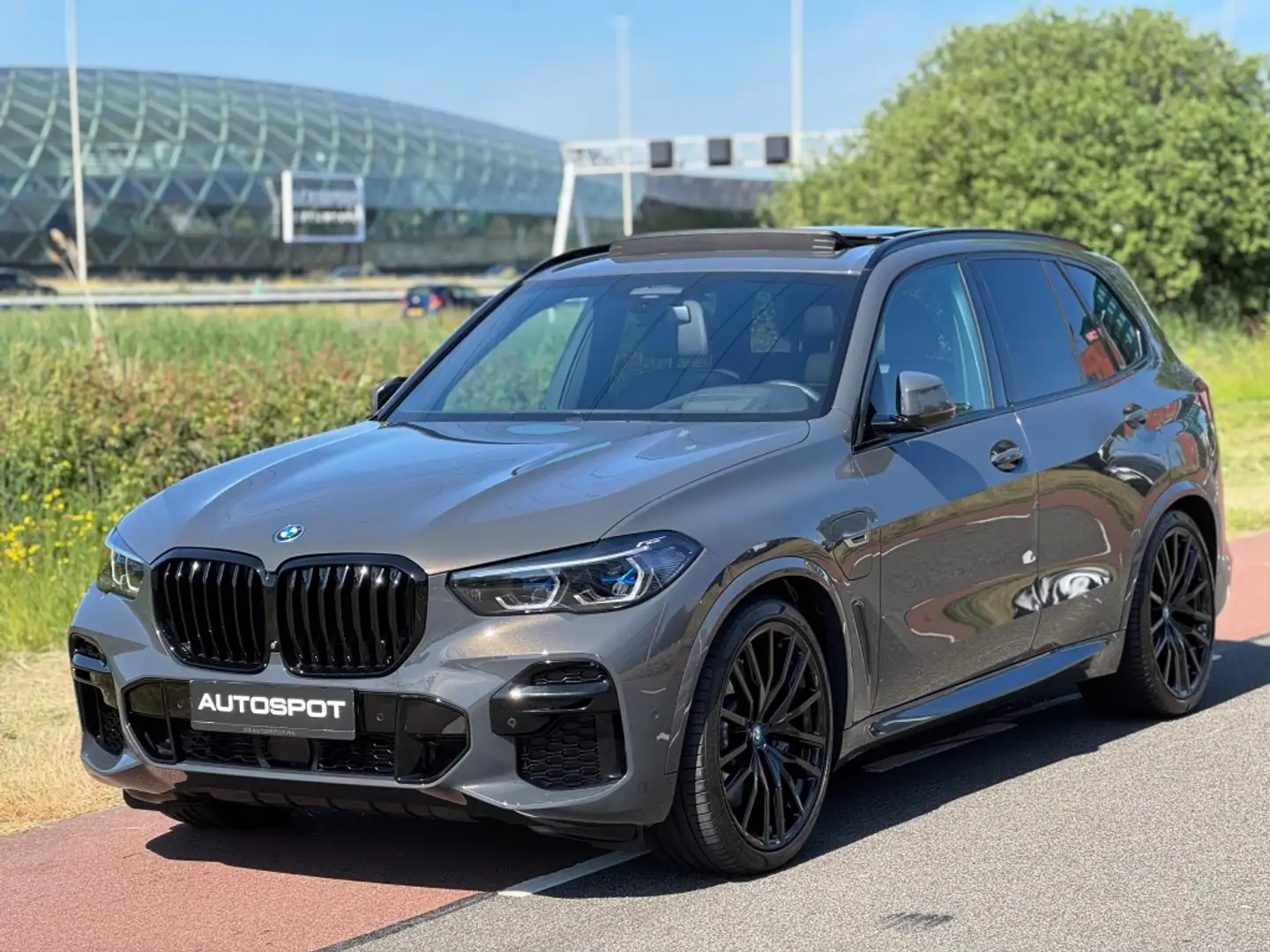 BMW X5 xDrive45e M-Sport 394 Pk Dravit Grijs Pano HUD Mem Grijs - 1