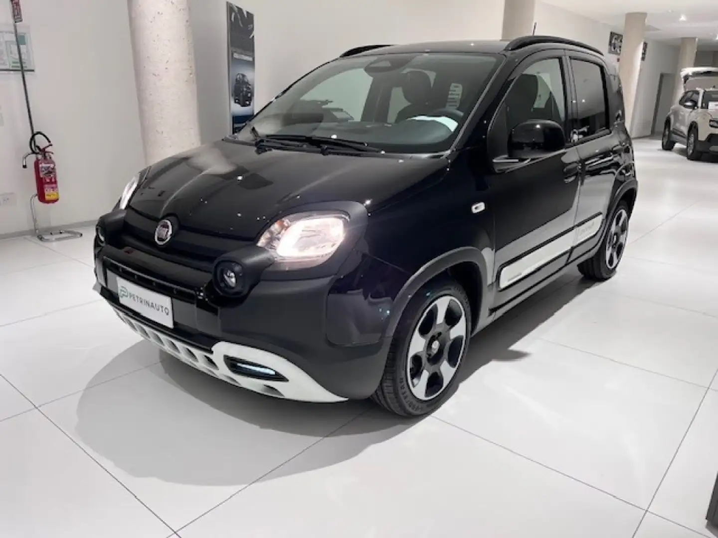 Fiat Panda 1.0 FireFly S&S Hybrid Pandina 5 Posti Km.0 Nero - 1