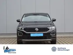 Volkswagen T-Roc 1.5 TSI Active AHK/STANDHEIZUNG/17 ZOLL/LED/NAVI+