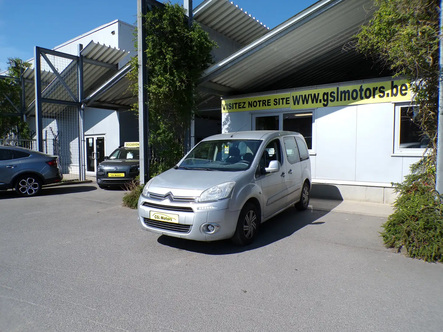 Citroen Berlingo 1.6i 98cv Girs alu 01/14 62.095km Radio lecteur CD Argent - 1