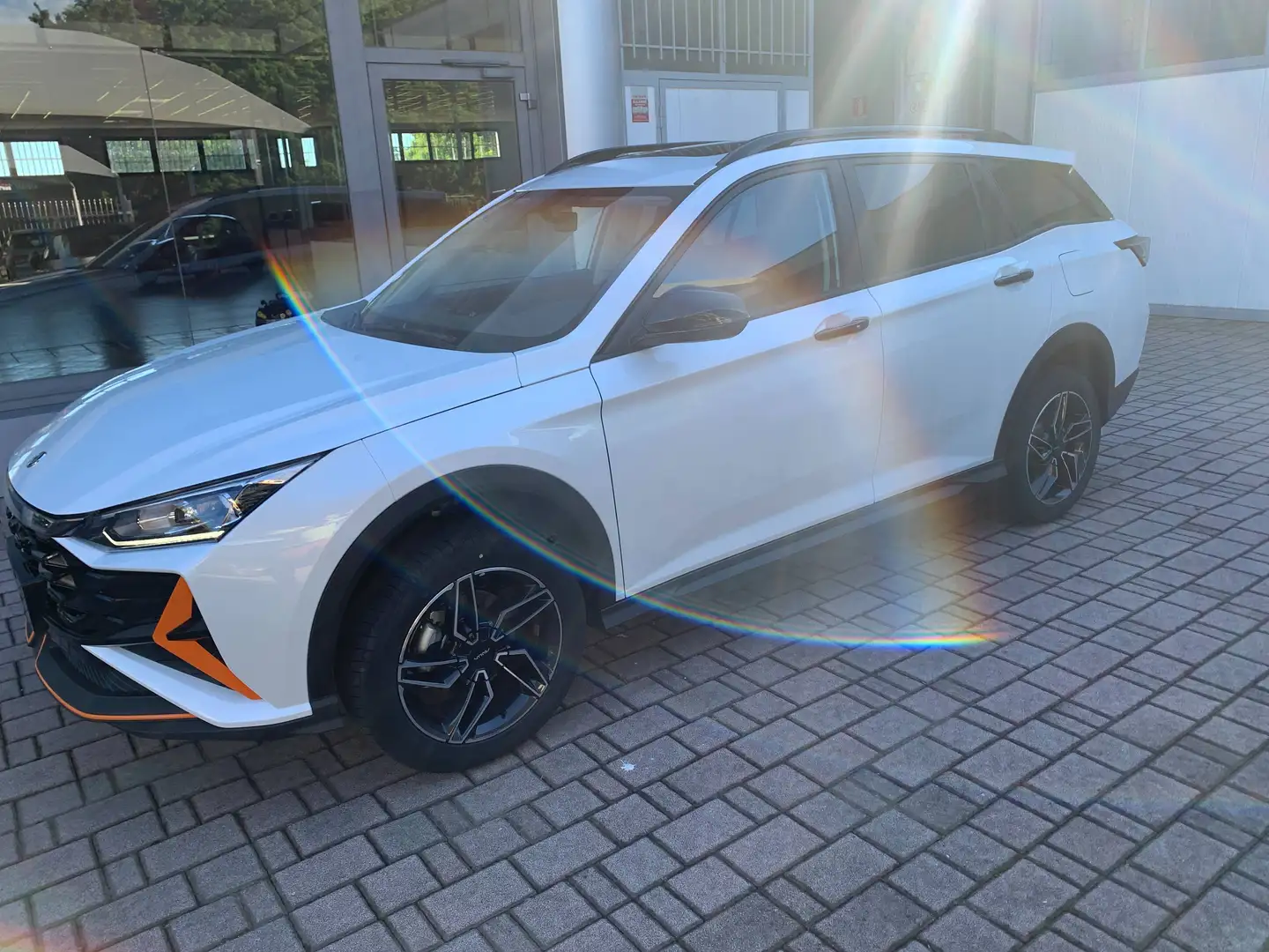Dongfeng Shine GS Shine GS 1.5 E1 dct Weiß - 1