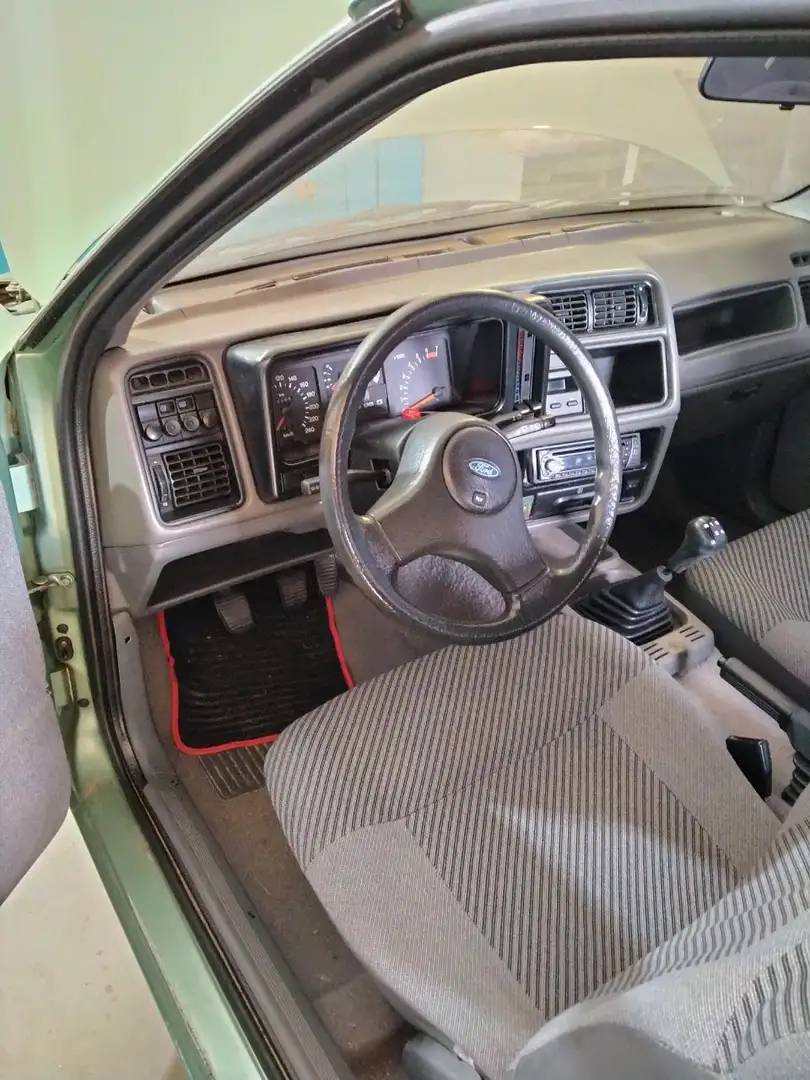 Ford Sierra L - 1