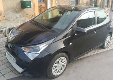 Aygo 1.0 VVT-i x-play