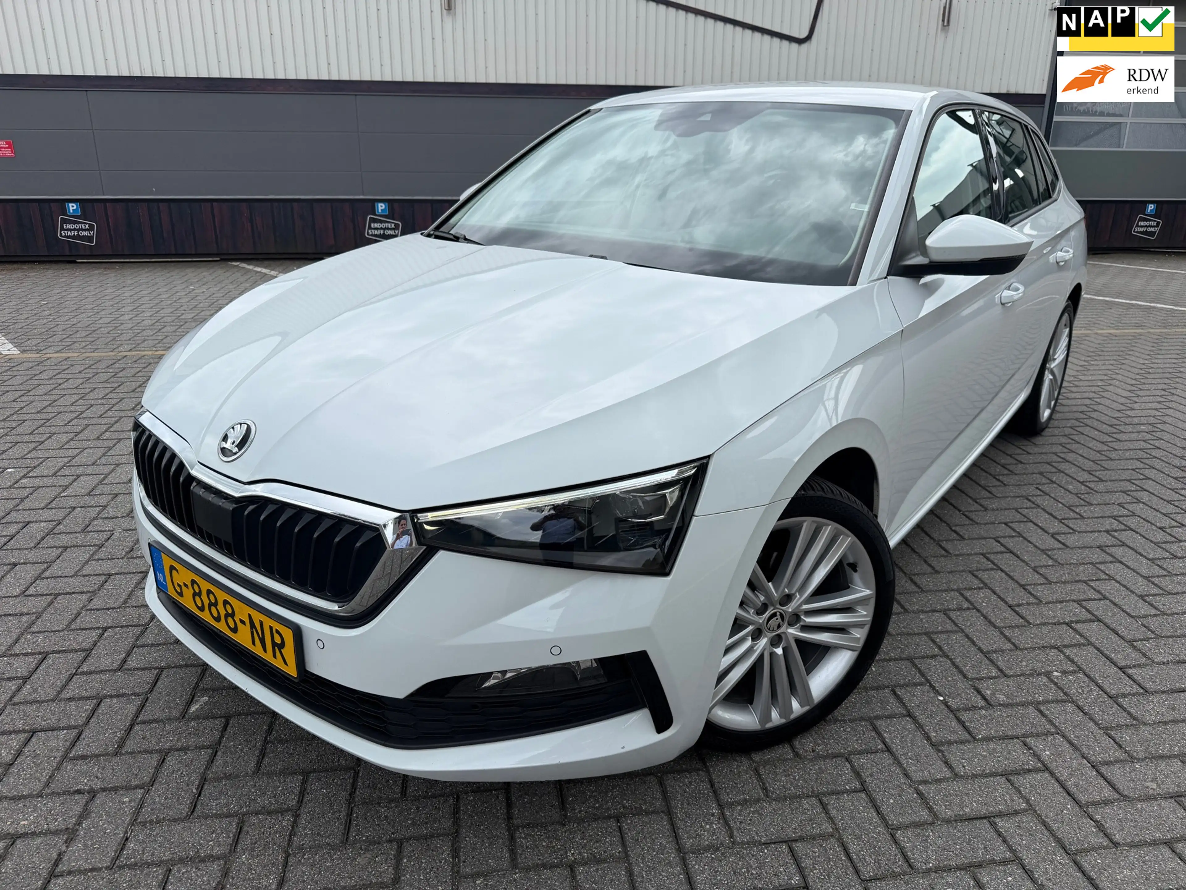 Skoda Scala 1.0 TSI Business Edition*Automaat*CarPlay*Cruise*N
