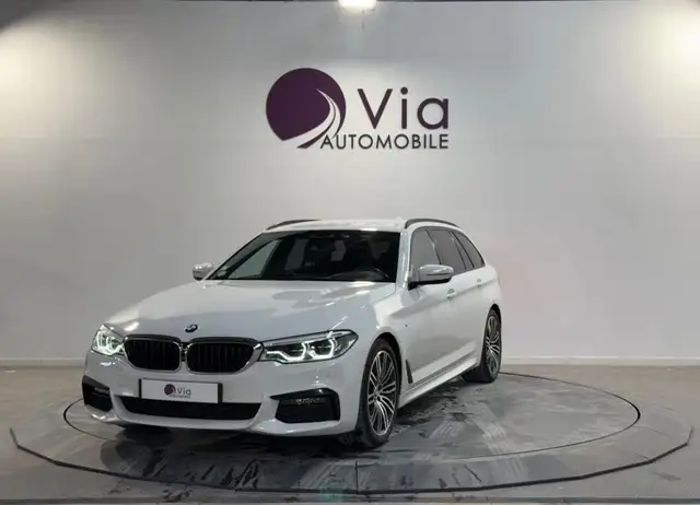BMW 518 518 D M Sport Entretien / Camera de recul / Sièges et coffre électriques