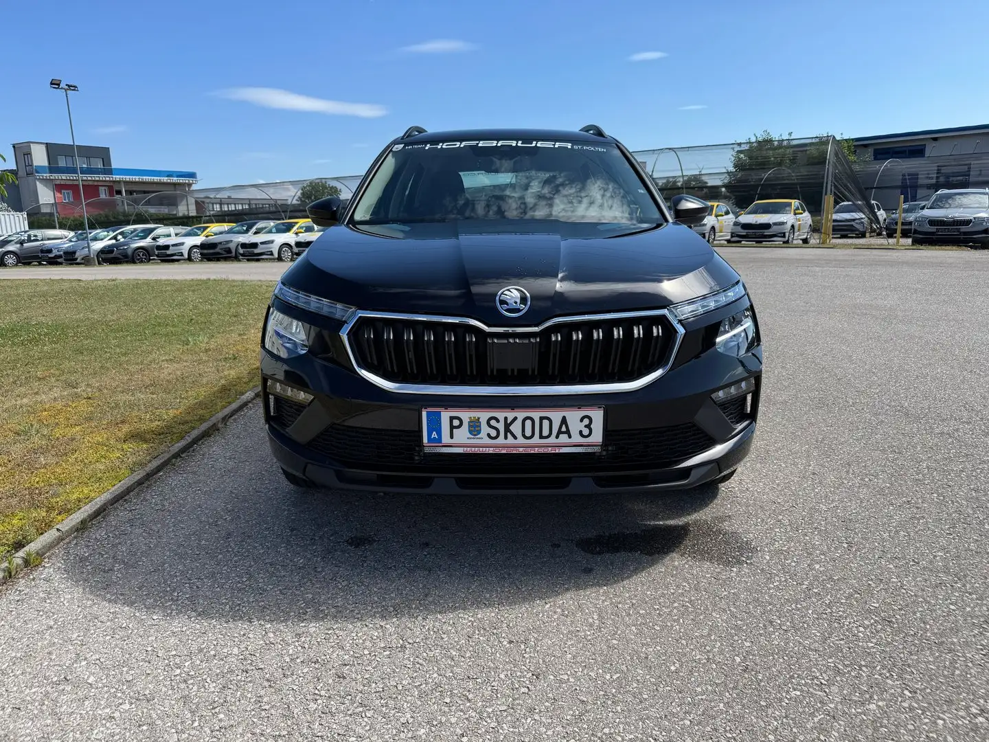 Skoda Kamiq Essence TSI DSG Noir - 2