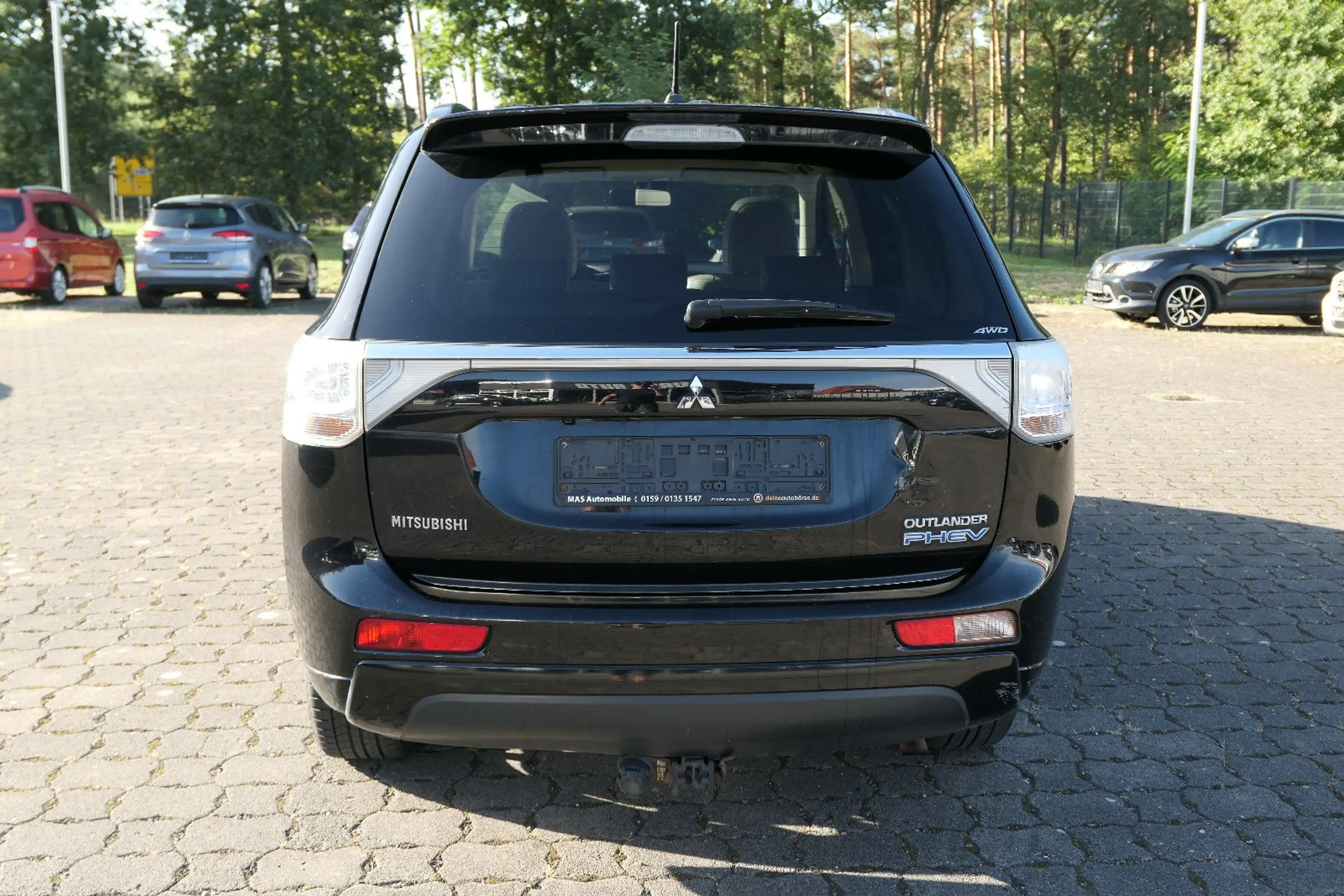 Mitsubishi Outlander PHEV Instyle 4WD/AHK/ACC/R-Cam — photo 4