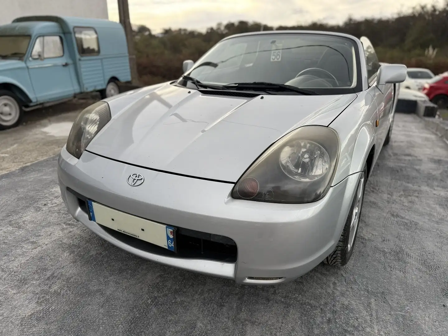 Toyota 1.8I 140CH Šedá - 2