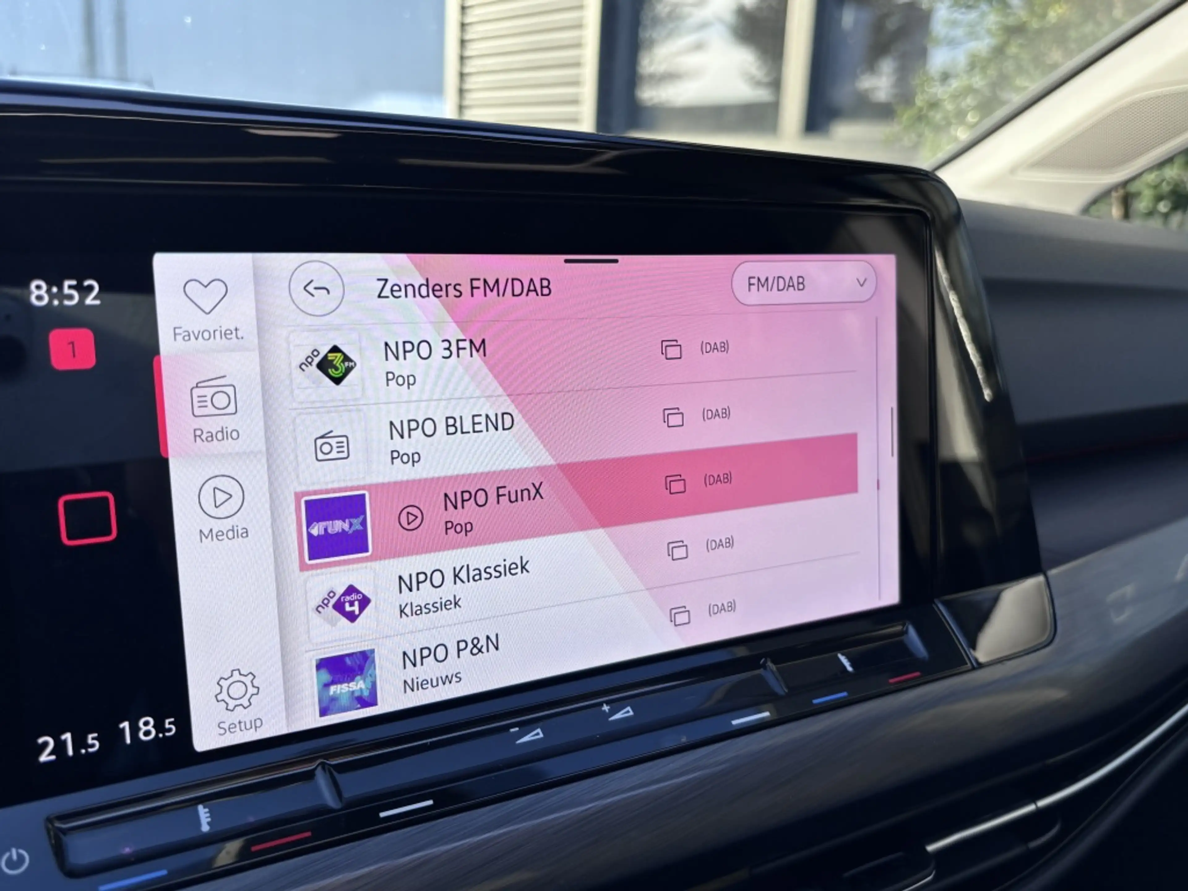 Volkswagen Golf 1.5 eTSI Style DSG | Pano | Matrix LED | ACC — photo 20