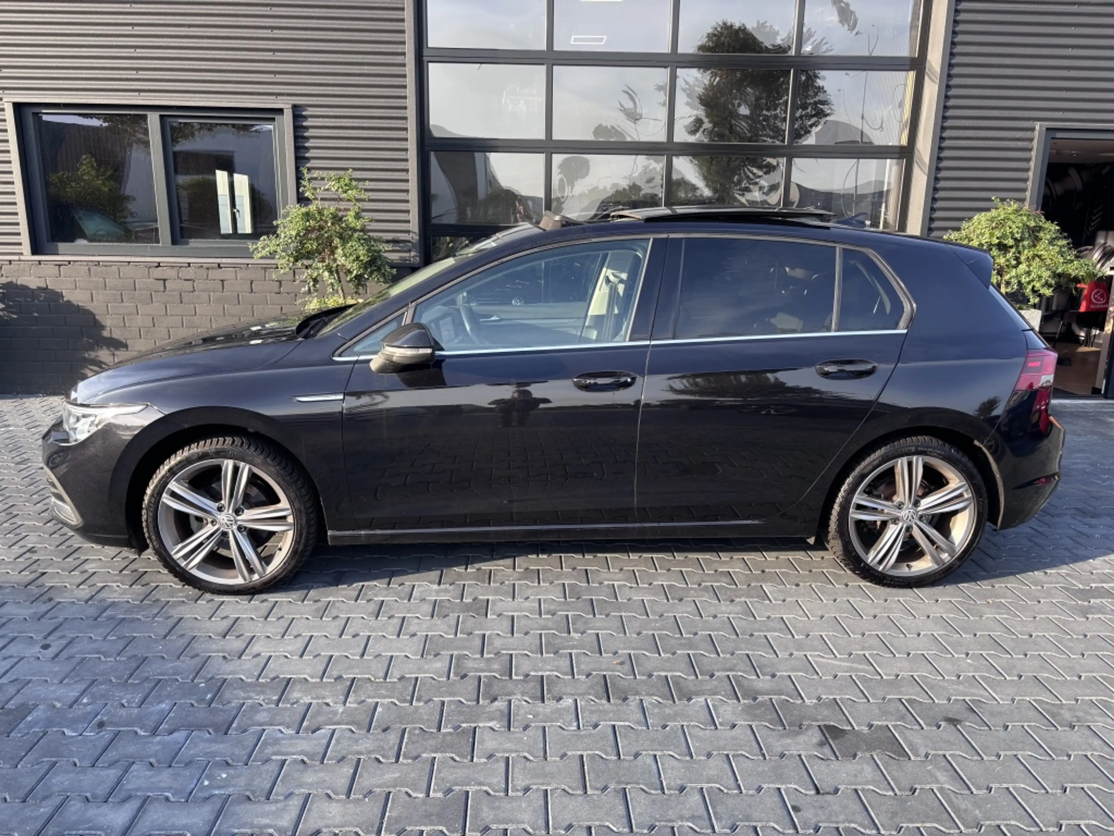 Volkswagen Golf 1.5 eTSI Style DSG | Pano | Matrix LED | ACC — photo 10