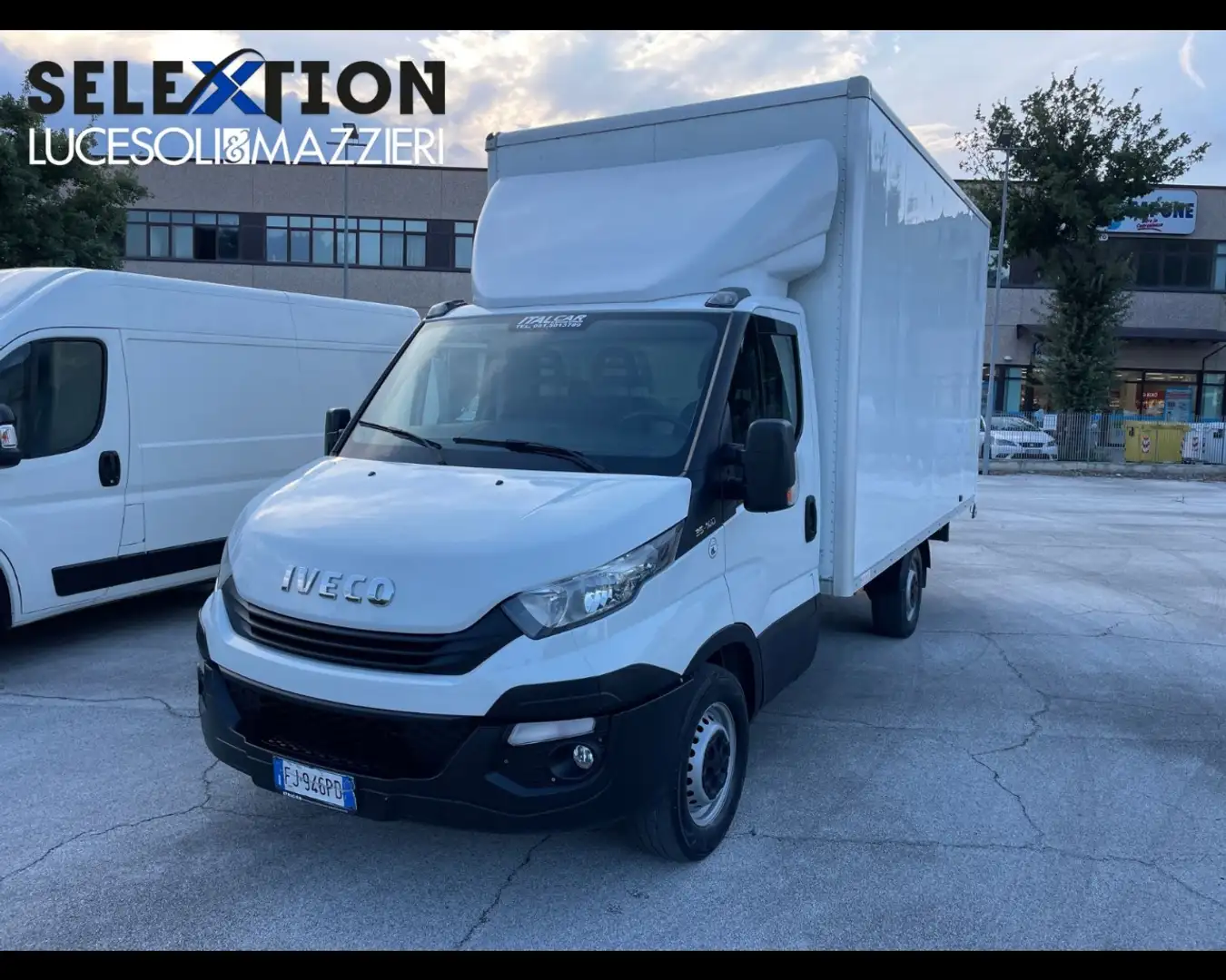 Iveco Iveco - IVECO Daily 35S14 2.3 HPT PL Cabinato (2 Weiß - 1