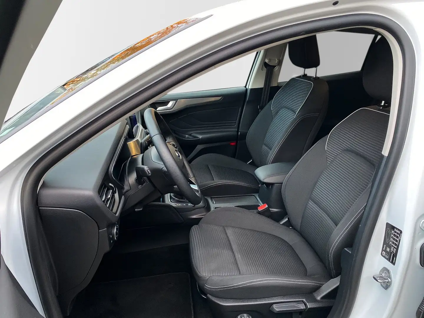 Ford Focus Titanium Weiß - 2