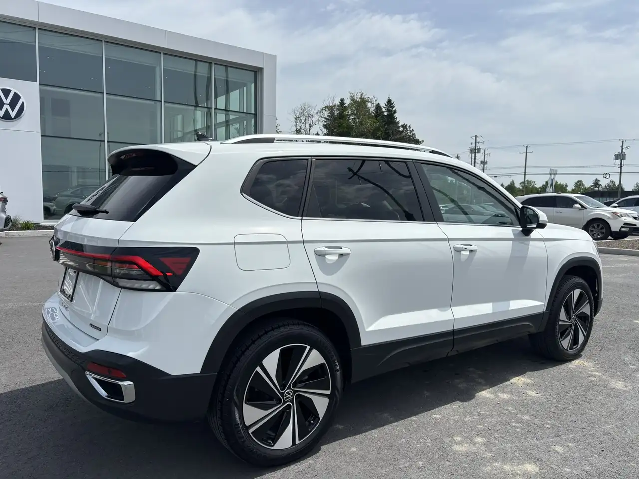 Volkswagen Taos снимка Volkswagen Taos