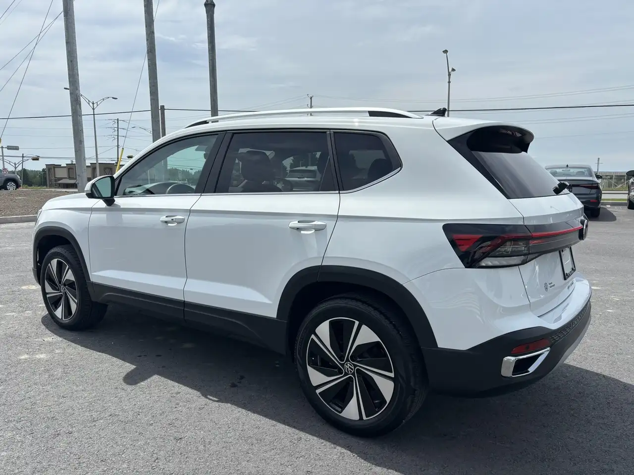 Volkswagen Taos снимка Volkswagen Taos