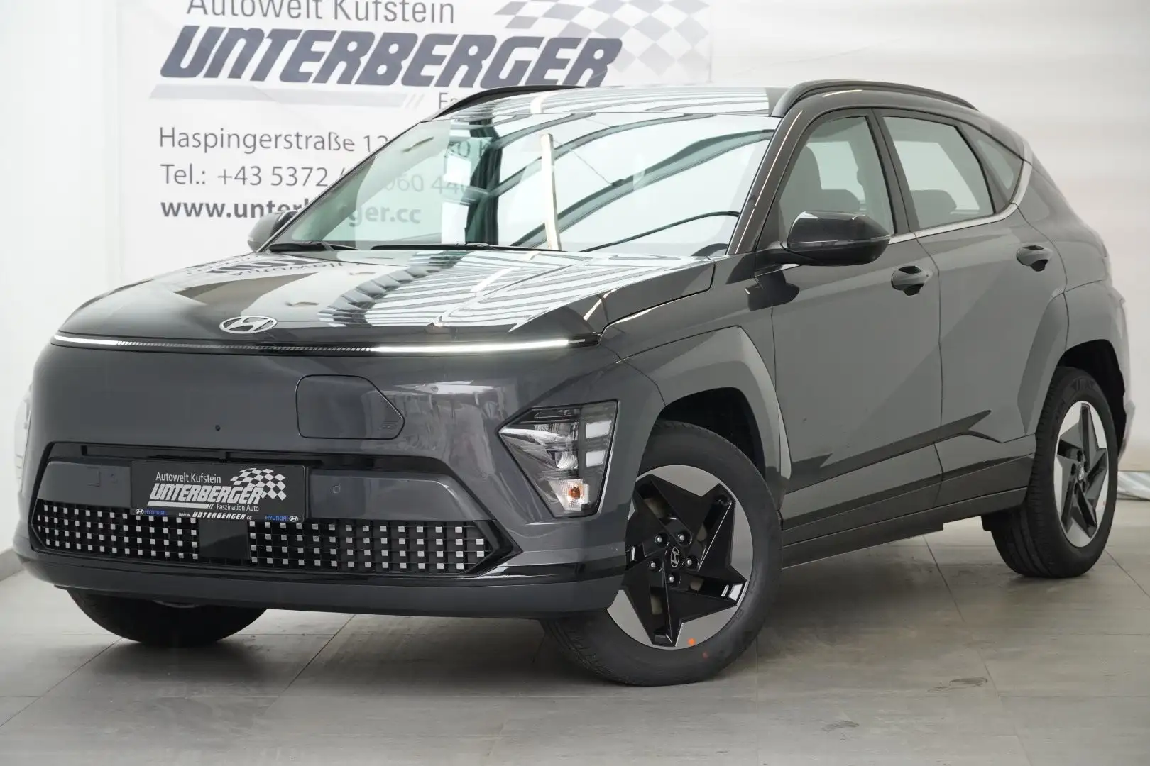 Hyundai KONA EV (SX2) Smart Line 48,6 kWh Grau - 1