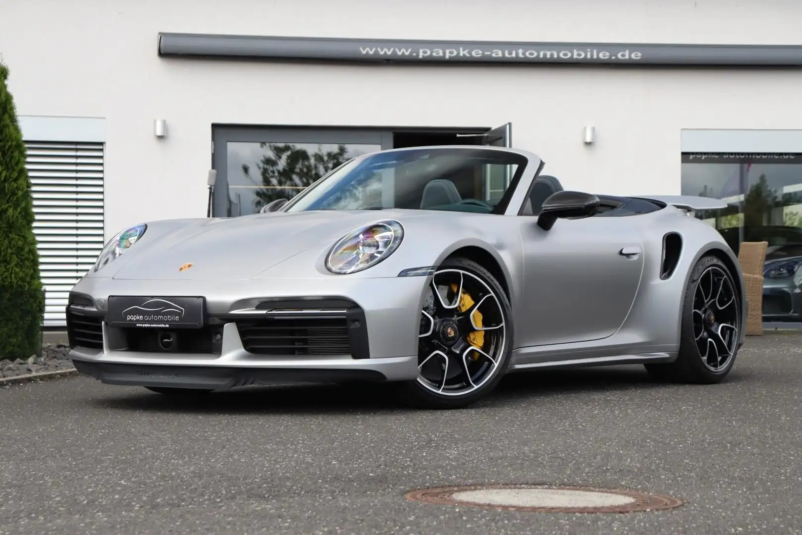 Porsche 992 Turbo S Cabrio +LIFT+NACHTSICHT+SITZBELÜFTUNG+ Silber - 2