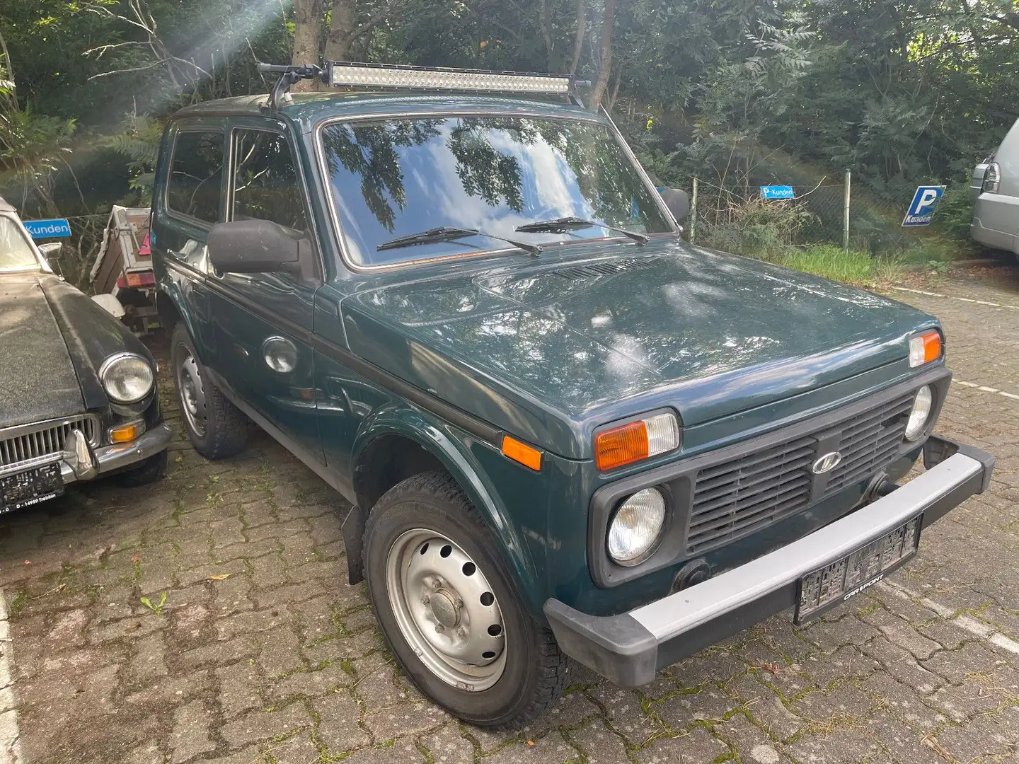 Lada Niva 1.7i Only Spezial Blau - 1
