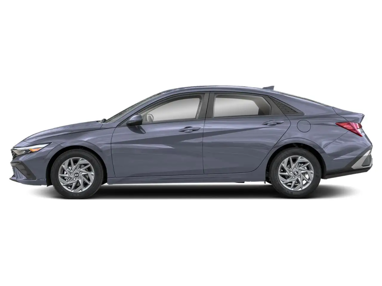 Hyundai ELANTRA photo Hyundai ELANTRA