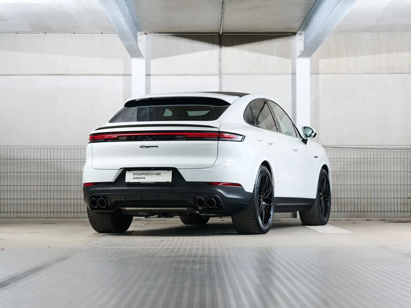 Porsche Cayenne E-Hybrid Coupé Blanc - 2