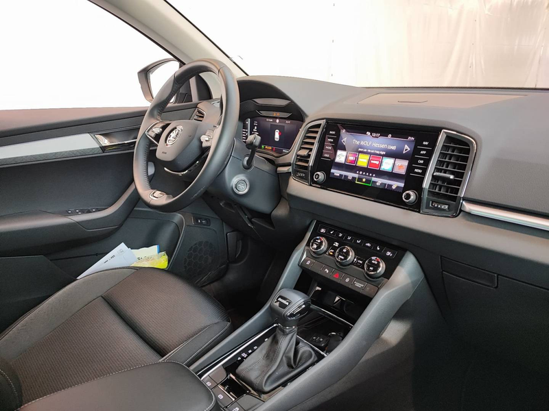 Skoda Karoq Karoq 1.5 TSI TSI DSG-Klimaaut-Navi-Kamera-Alu-4xSitzhzg-Lenkradhzg-LED — photo 8
