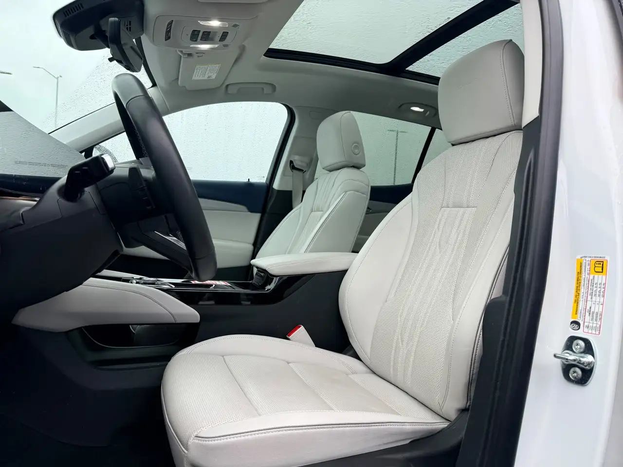 Buick Envision снимка Buick Envision